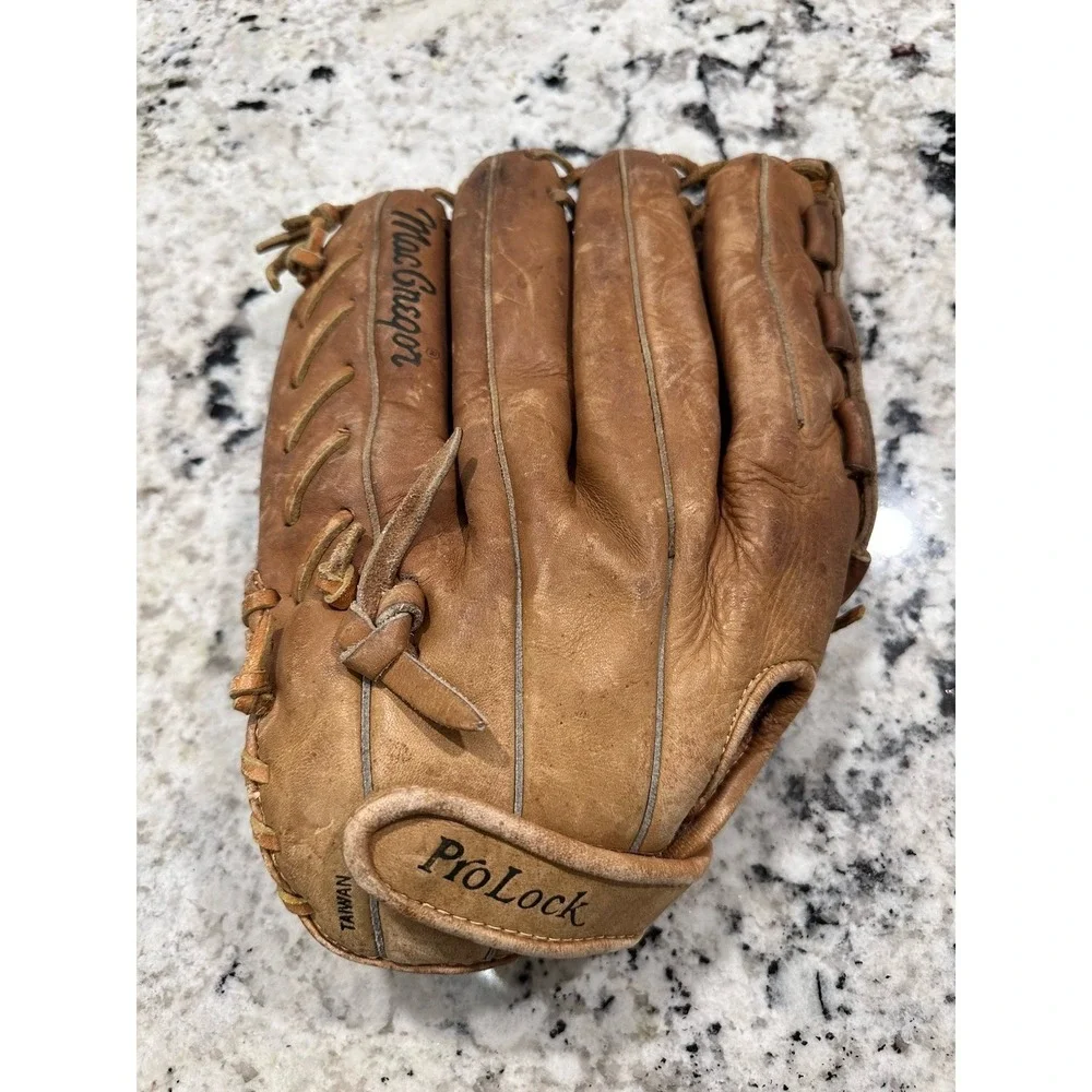 Vintage 1970s MacGregor OF4 Baseball Glove 12.5